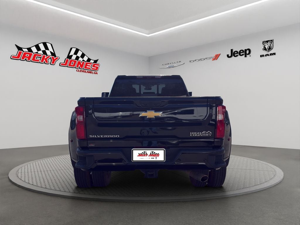 2024 Chevrolet Silverado High Country