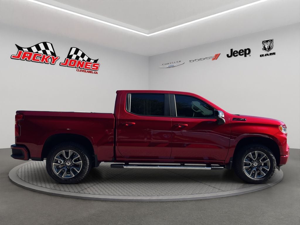 2025 Chevrolet Silverado RST