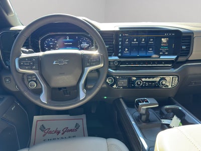 2025 Chevrolet Silverado RST