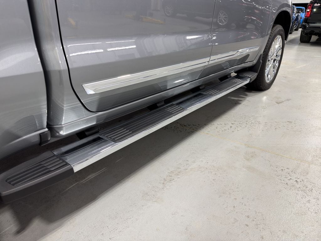 2025 Chevrolet Silverado High Country