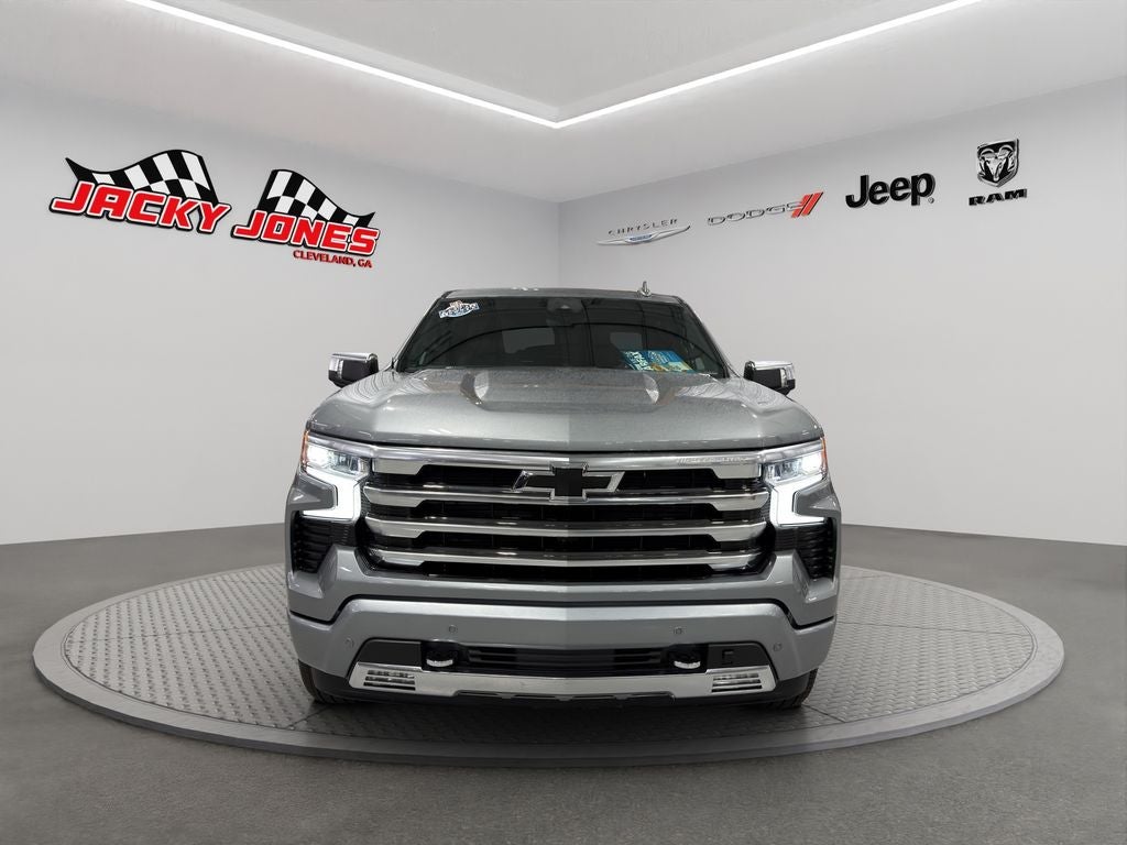 2025 Chevrolet Silverado High Country