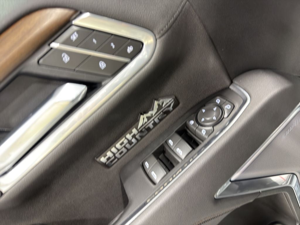 2025 Chevrolet Silverado High Country