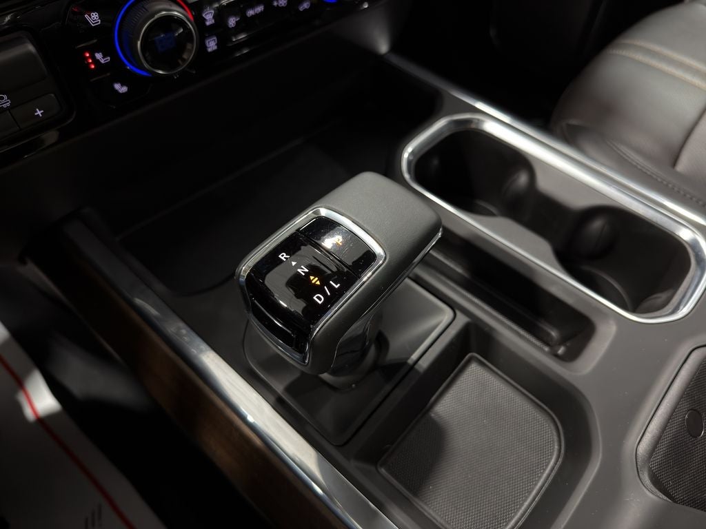 2025 Chevrolet Silverado High Country