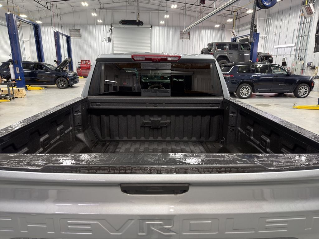 2025 Chevrolet Silverado High Country