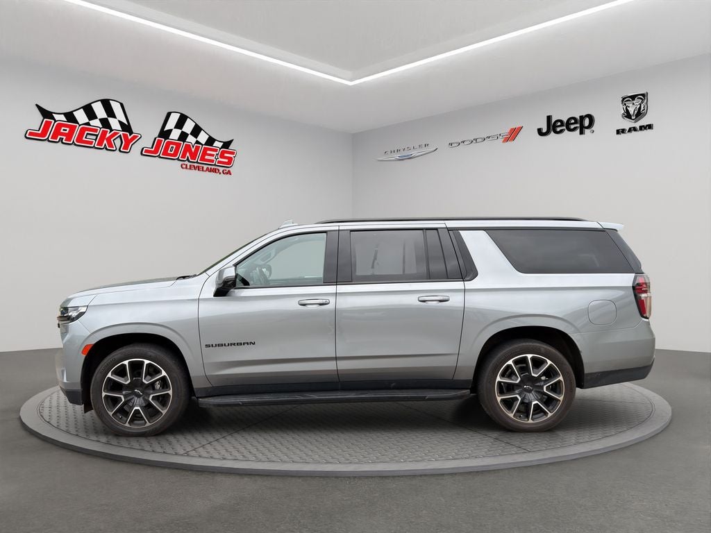 2023 Chevrolet Suburban RST