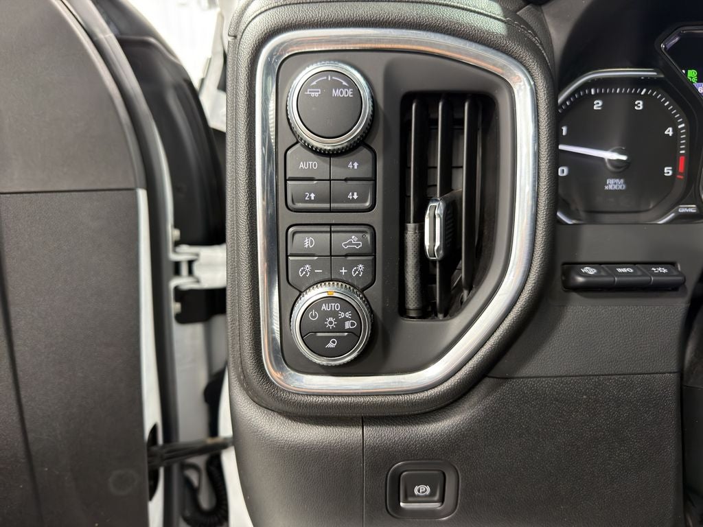 2023 GMC Sierra Denali