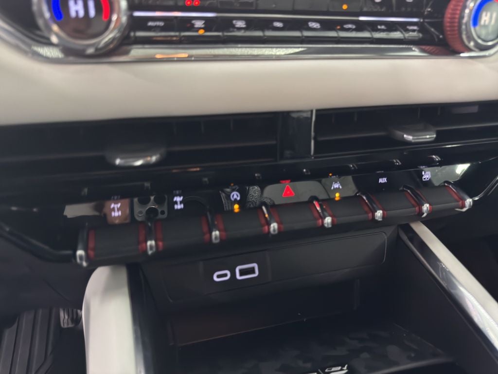 2024 GMC Canyon 4WD AT4X