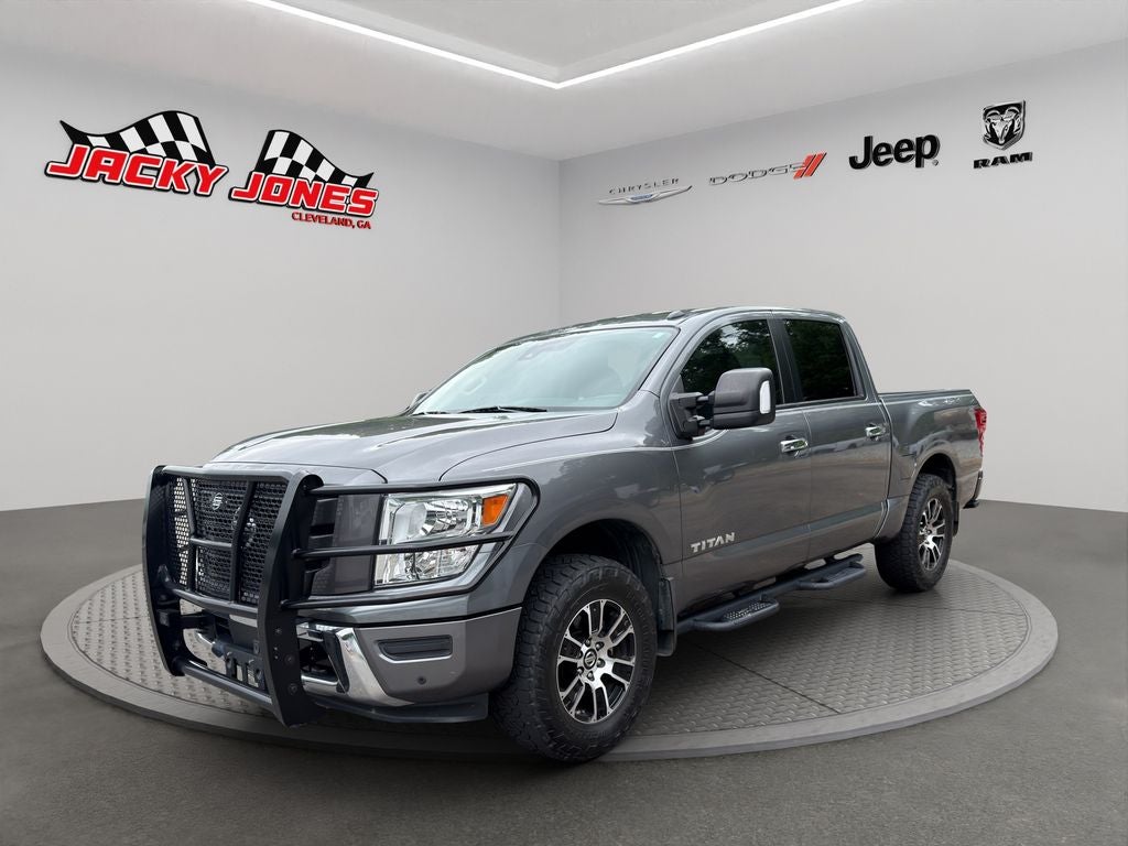 2021 Nissan Titan SV