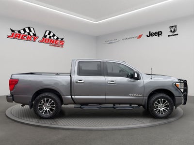 2021 Nissan Titan SV