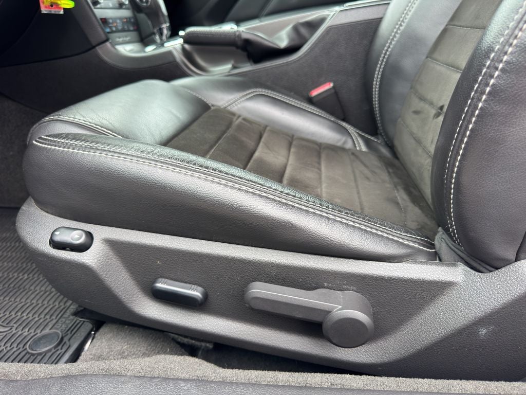 2013 Ford Mustang GT Premium