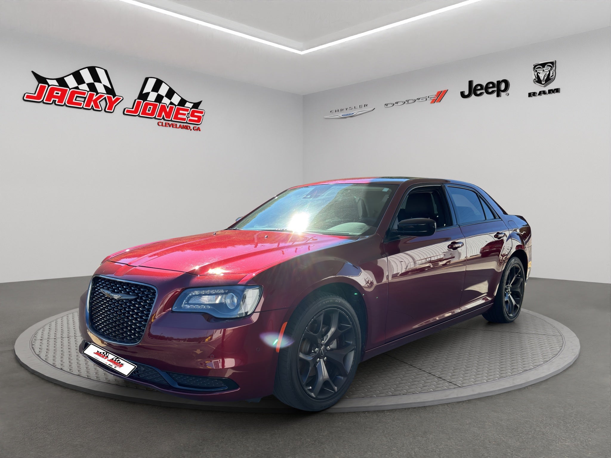 2023 Chrysler 300 Touring
