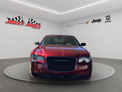 2023 Chrysler 300 Touring