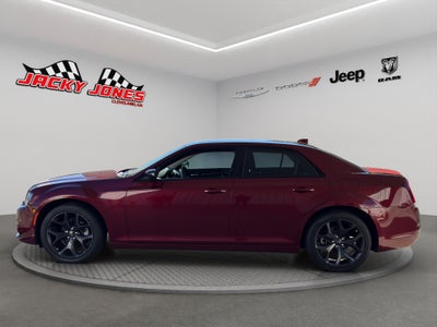 2023 Chrysler 300 Touring