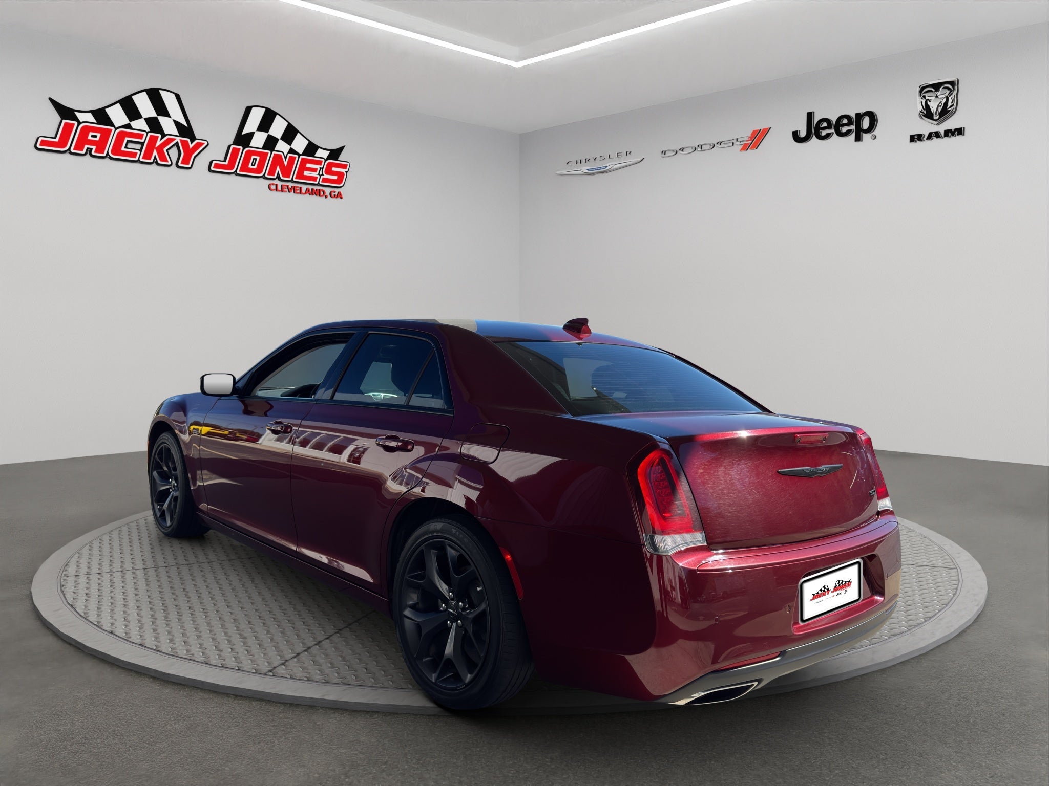 2023 Chrysler 300 Touring