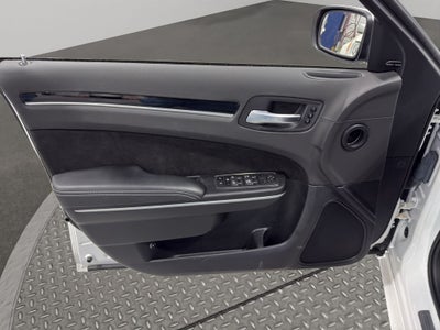 2023 Chrysler 300C 300C