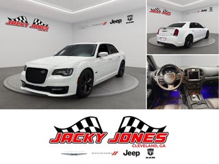 2023 Chrysler 300C 300C