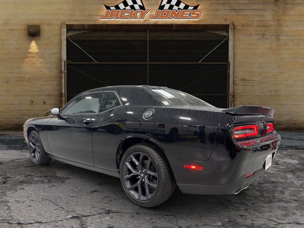 2023 Dodge Challenger SXT