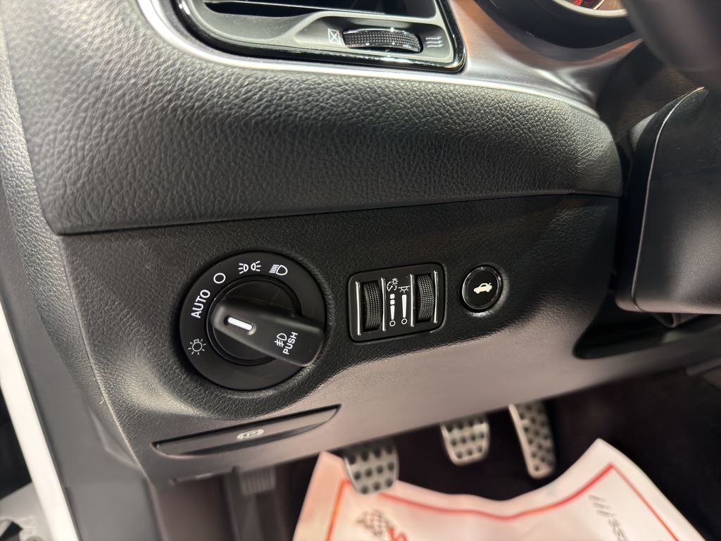 2018 Dodge Challenger R/T Plus Shaker