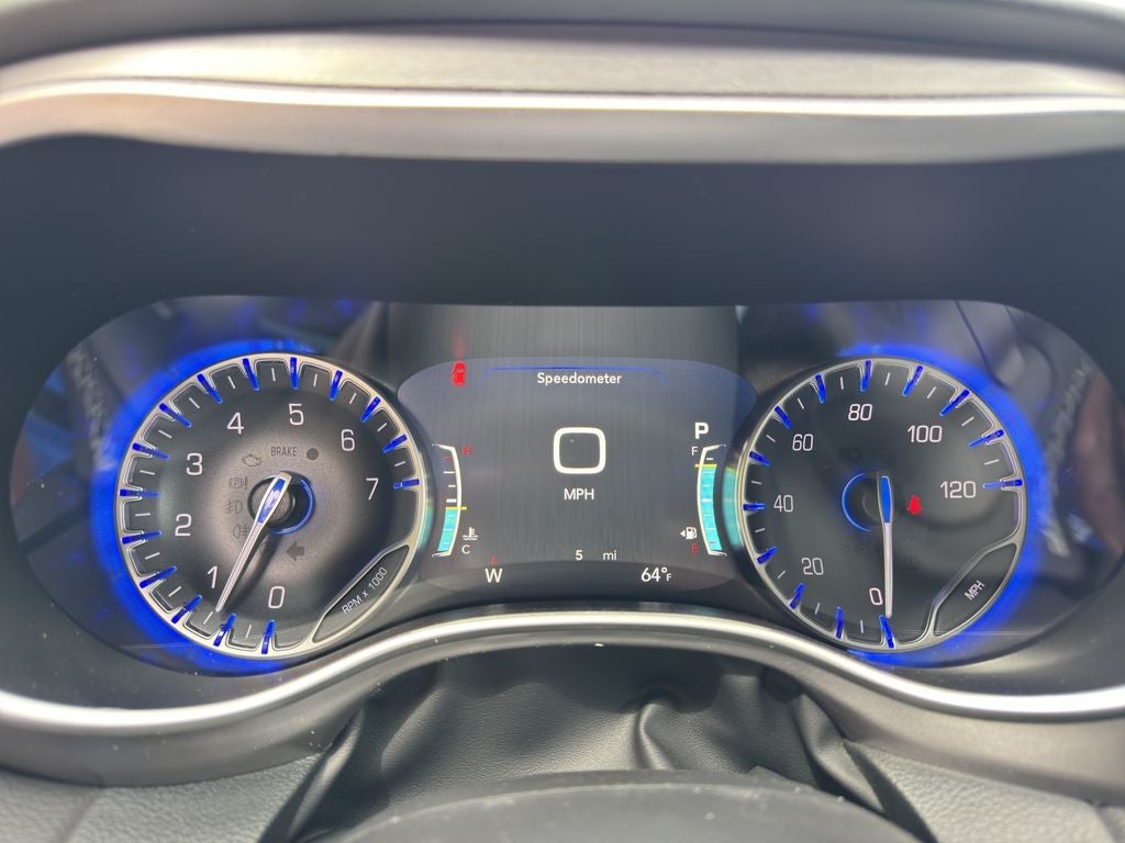 2026 Chrysler Voyager LX