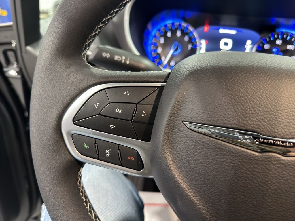 2026 Chrysler Voyager LX