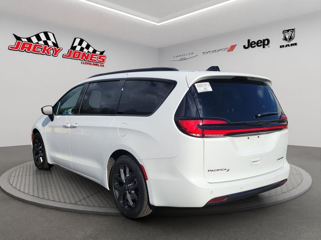 2025 Chrysler Pacifica Limited