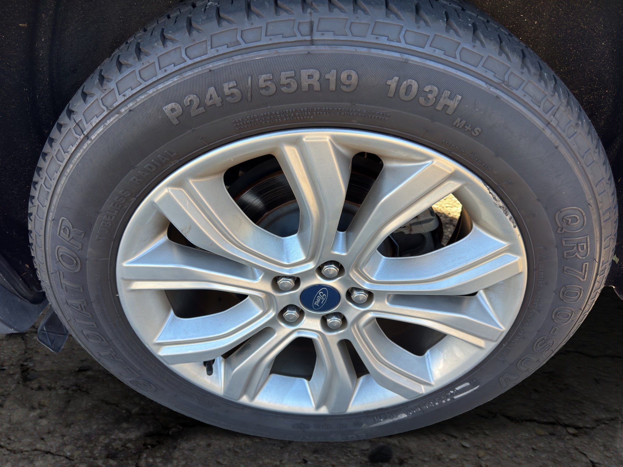 2020 Ford Edge Titanium