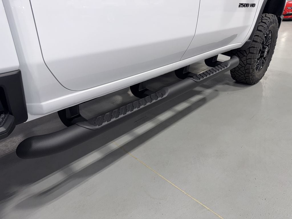 2025 Chevrolet Silverado LTZ