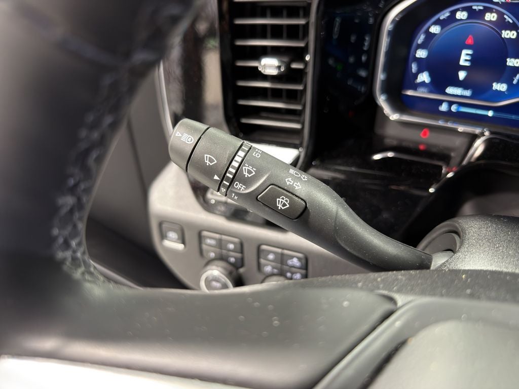 2025 Chevrolet Silverado LTZ