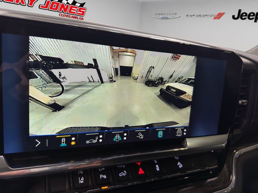 2025 Chevrolet Silverado LTZ