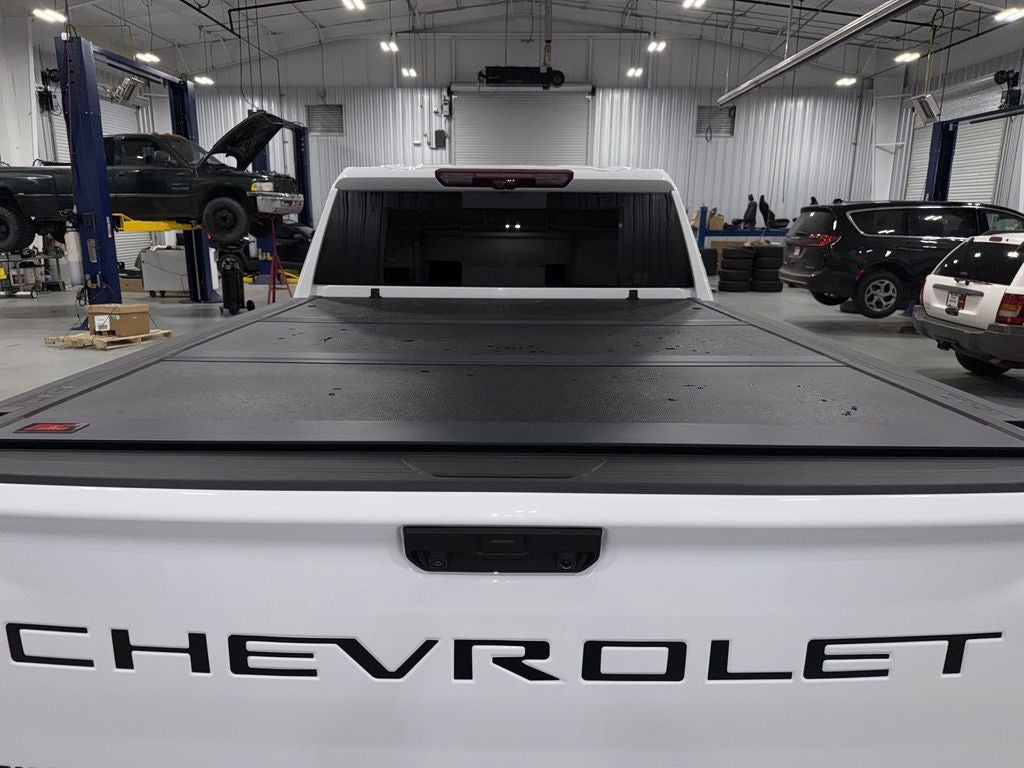 2025 Chevrolet Silverado LTZ