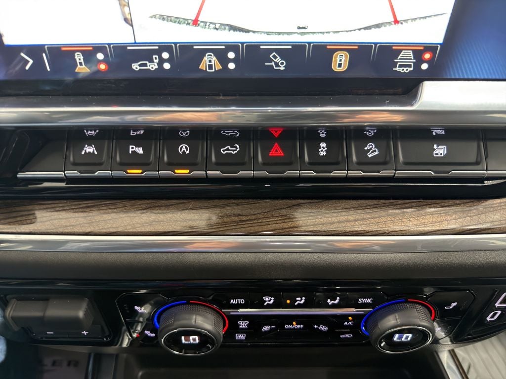 2025 Chevrolet Silverado RST