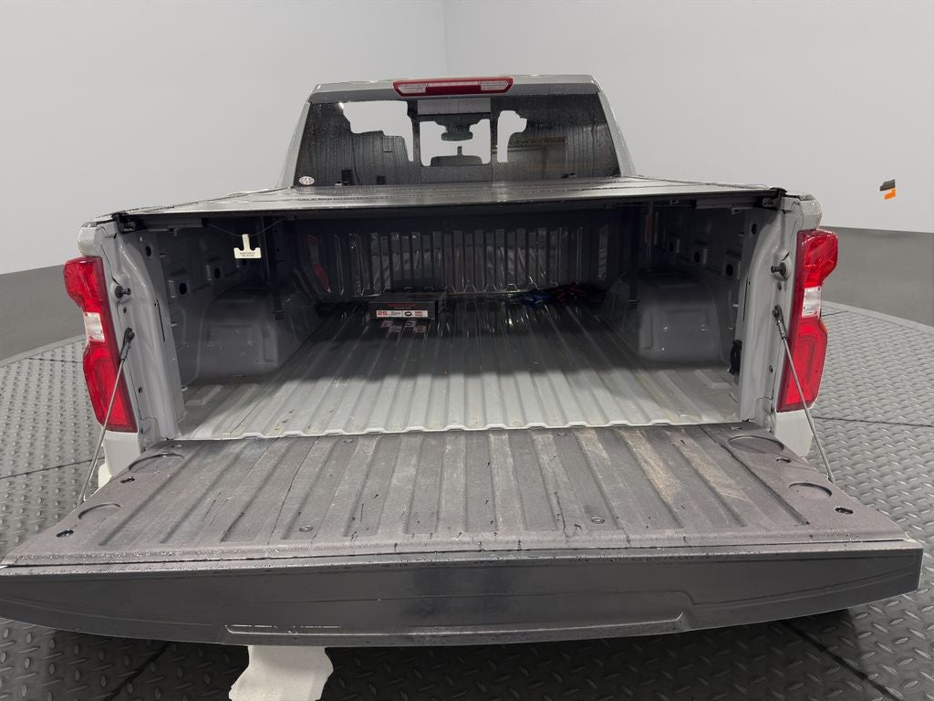 2025 Chevrolet Silverado RST