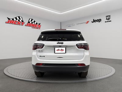 2026 Jeep Compass Latitude Altitude