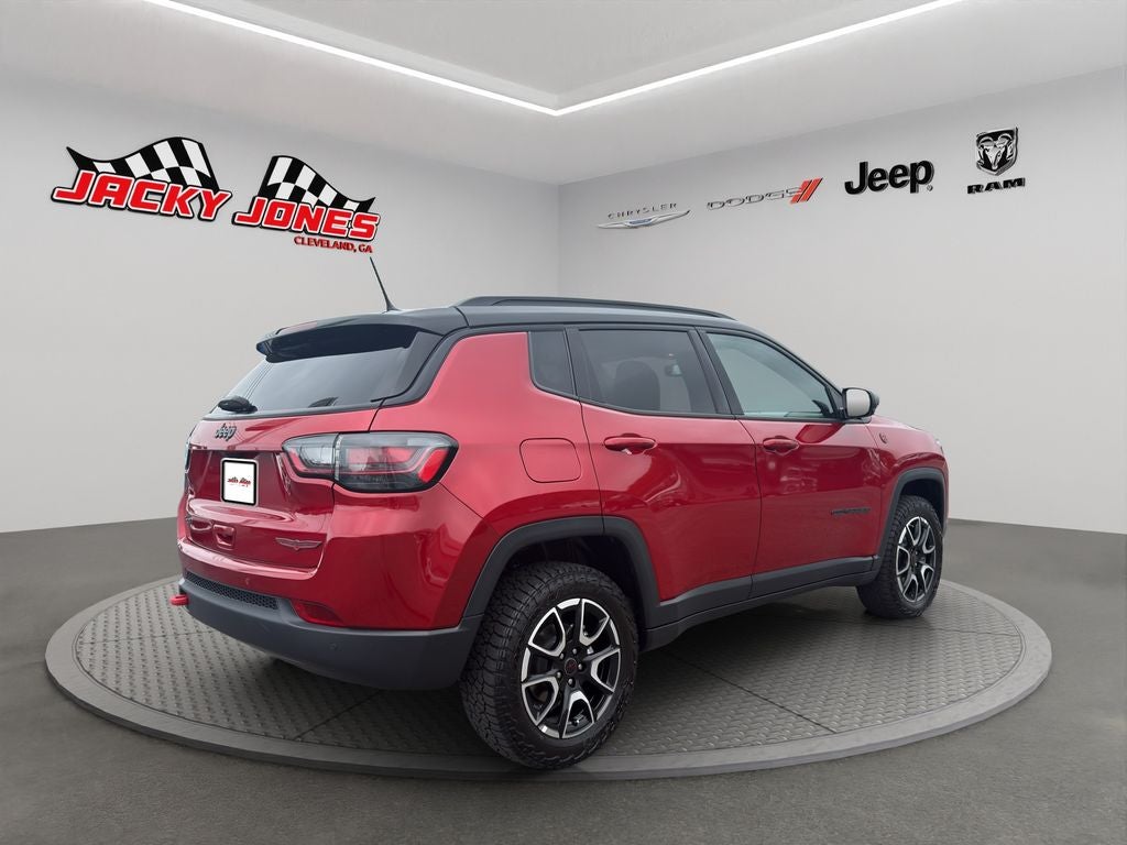 2025 Jeep Compass Trailhawk