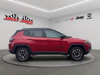 2025 Jeep Compass Trailhawk