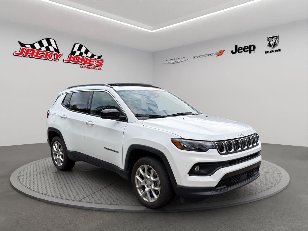 2023 Jeep Compass Latitude Lux
