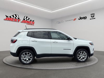 2023 Jeep Compass Latitude Lux