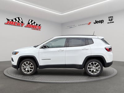 2023 Jeep Compass Latitude Lux