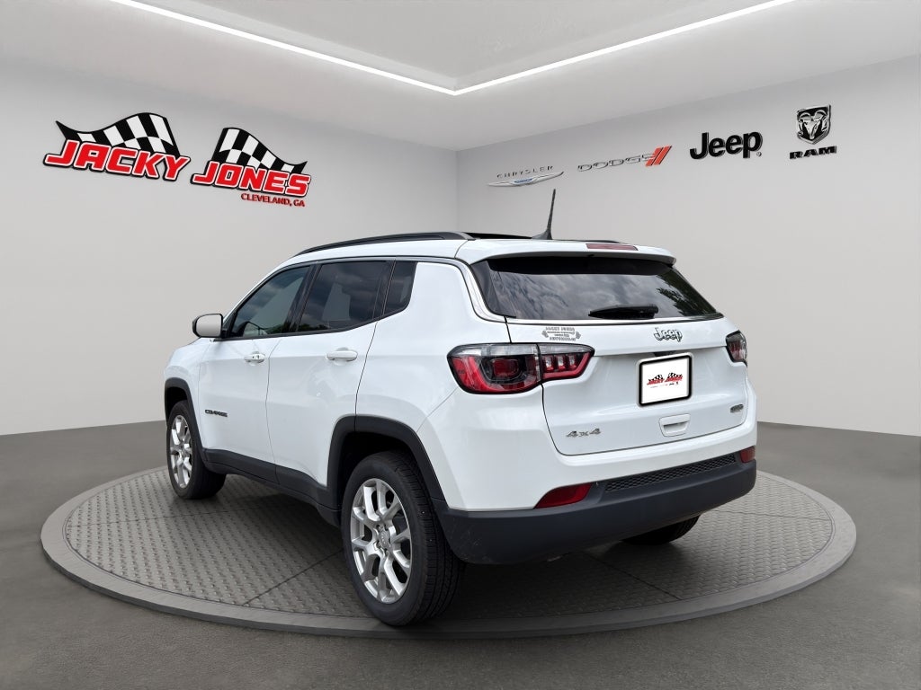 2023 Jeep Compass Latitude Lux