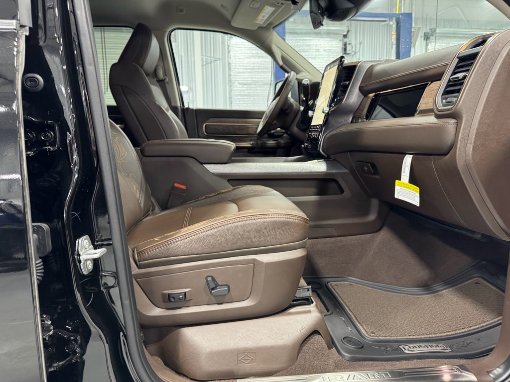 2025 RAM 3500 Longhorn