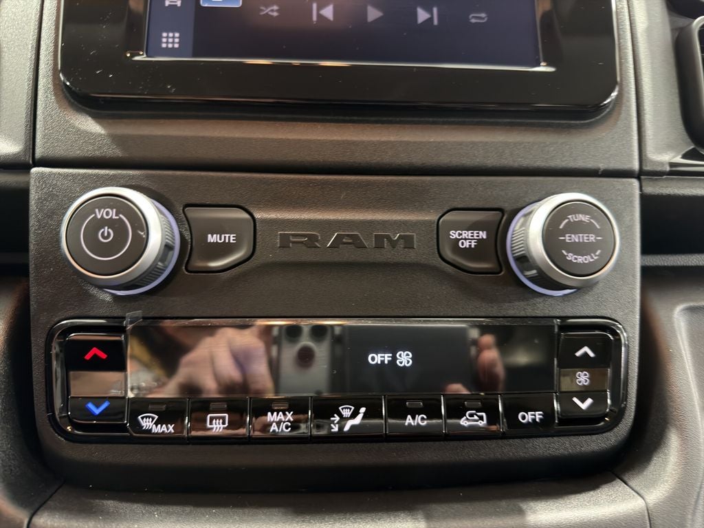 2025 RAM ProMaster 2500 Tradesman