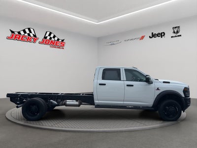 2026 RAM 4500 Chassis Tradesman 4x2 Crew Cab 84" CA 197.4" WB