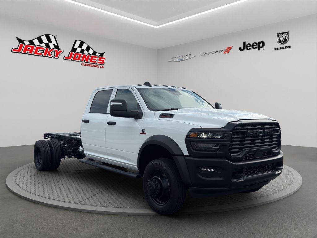 2026 RAM 4500 Chassis Tradesman 4x2 Crew Cab 84" CA 197.4" WB