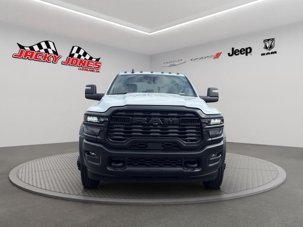 2026 RAM 4500 Chassis Tradesman 4x2 Crew Cab 84" CA 197.4" WB