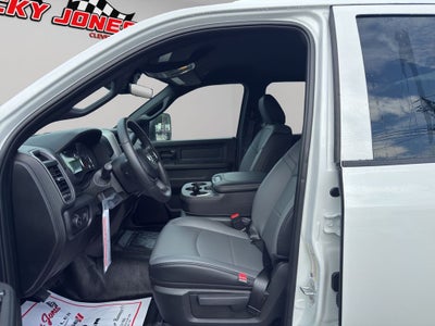 2026 RAM 4500 Chassis Tradesman 4x2 Crew Cab 84" CA 197.4" WB