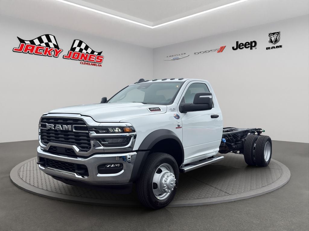 2026 RAM 4500 Chassis Tradesman 4x4 Reg Cab 84" CA 168.5" WB