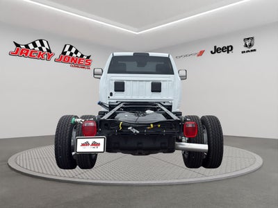 2026 RAM 4500 Chassis Tradesman 4x4 Reg Cab 84" CA 168.5" WB