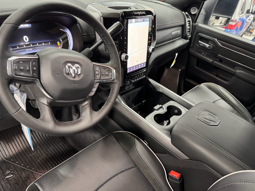 2025 RAM 4500 Chassis Big Horn