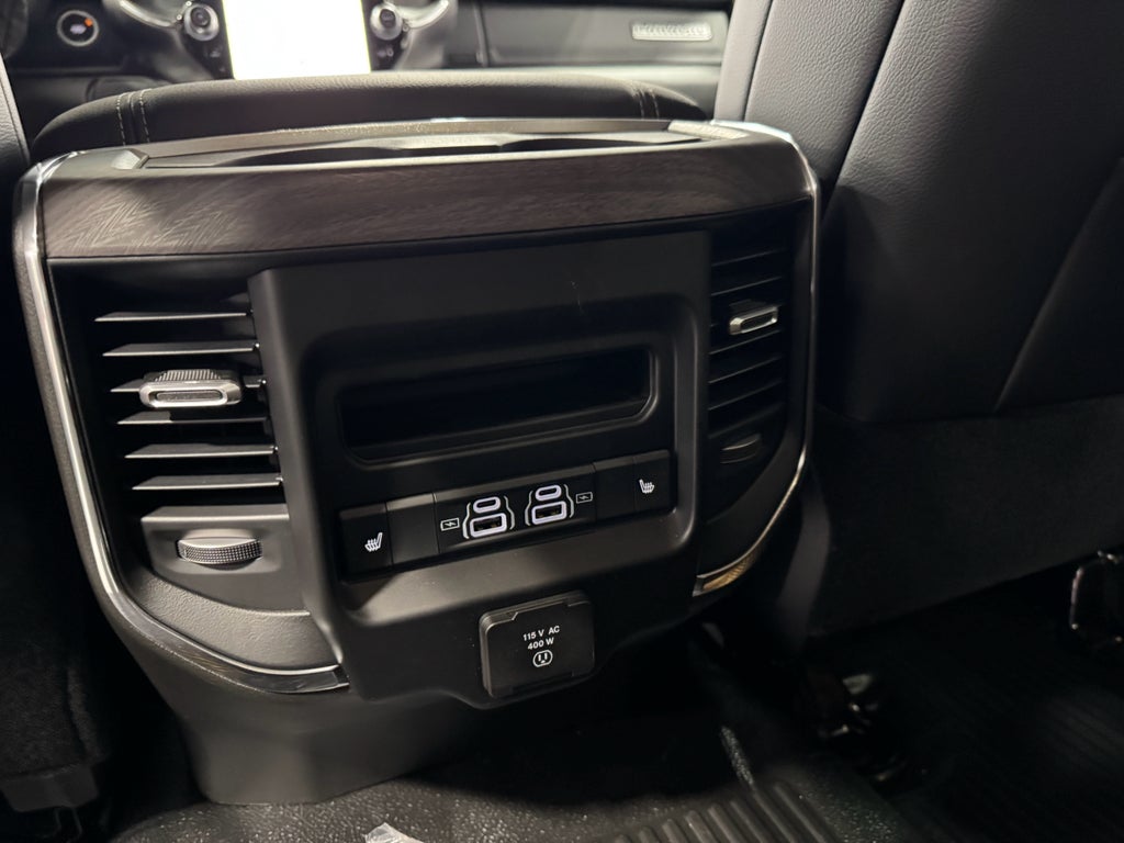 2025 RAM 4500 Chassis Big Horn