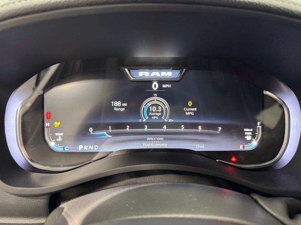 2025 RAM 4500 Chassis Big Horn 4x4 Crew Cab 60" CA 173.4" WB